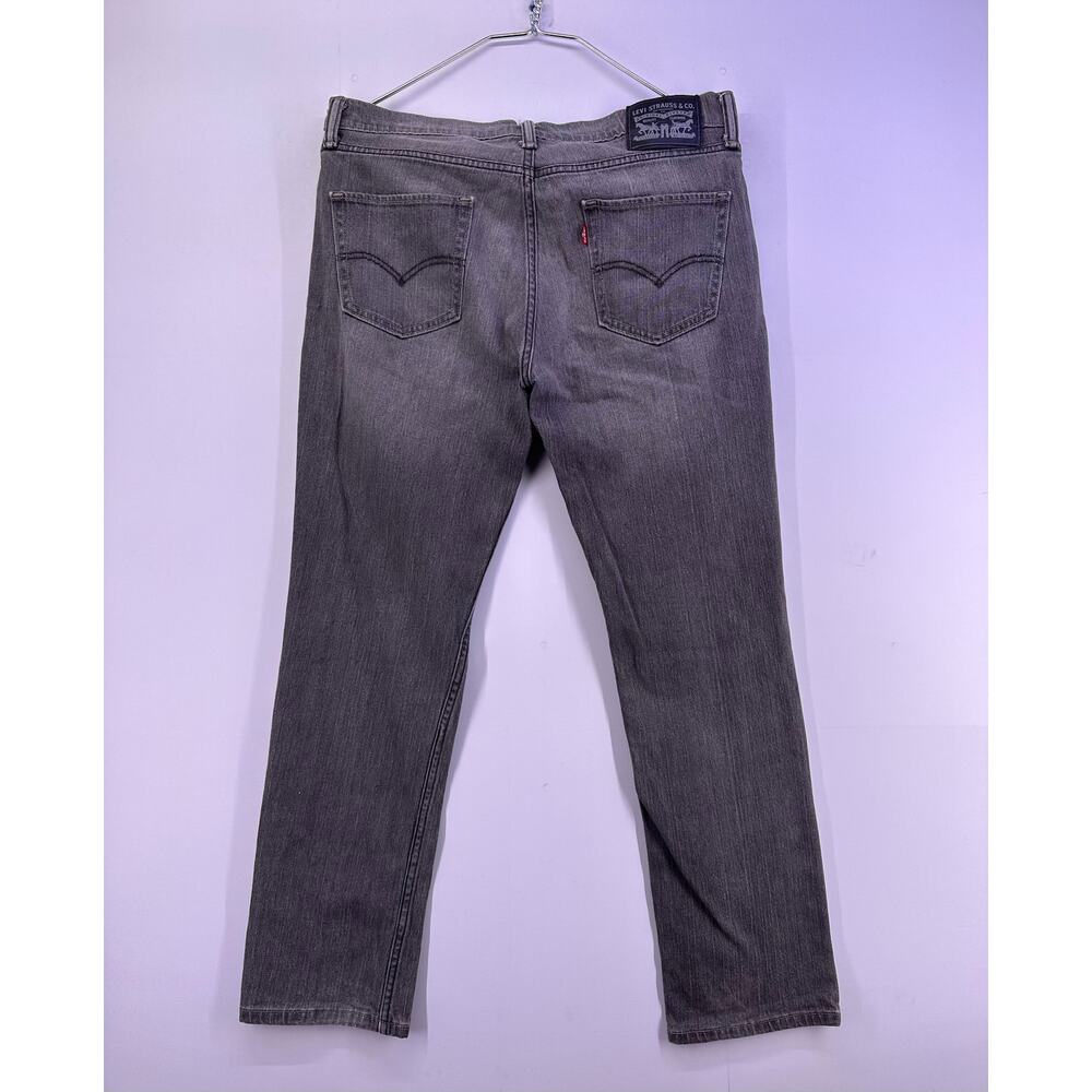 Vintage 2002 Levi’s Dark Gray Jeans Size w34 L30 straight fit